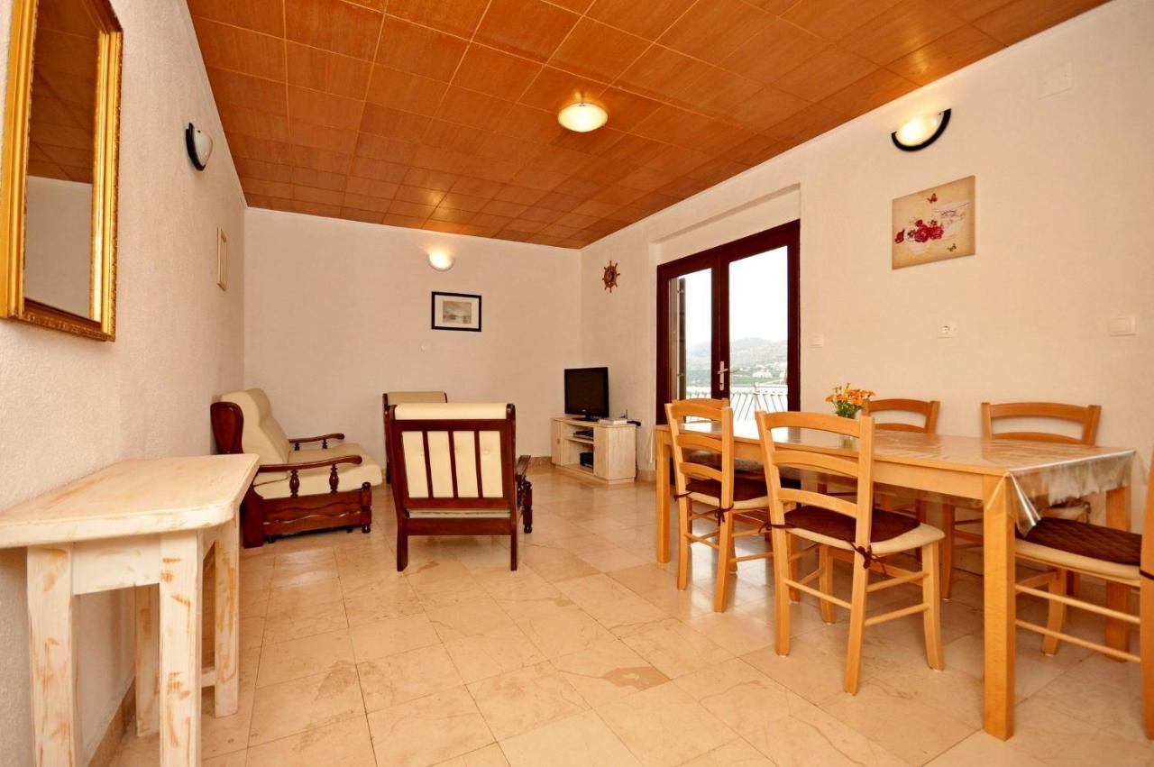 Apartment Jakov Donji Okrug Exterior foto
