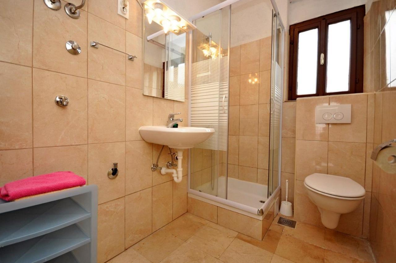 Apartment Jakov Donji Okrug Exterior foto